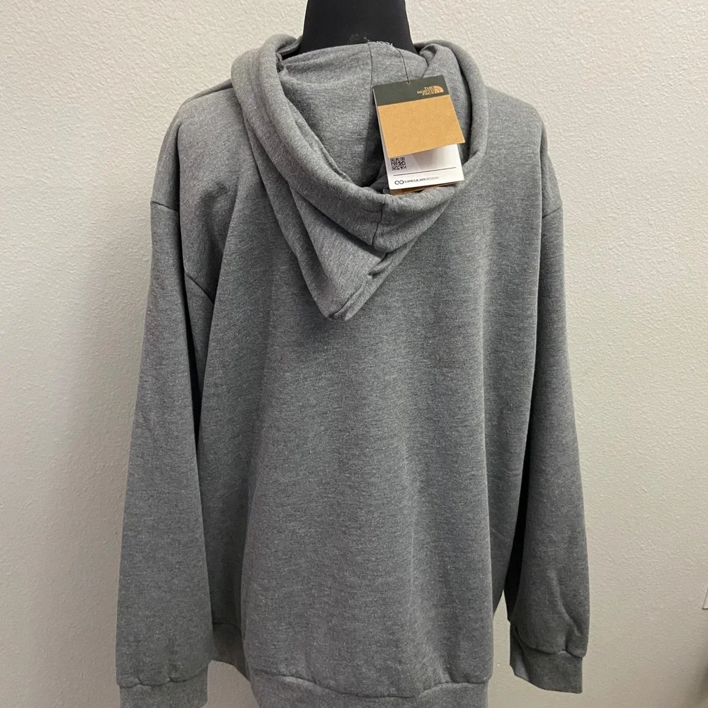 The North Face Mens 2XL Grey‎ Hoodie NEW Circular Design Pullover Sweatshirt